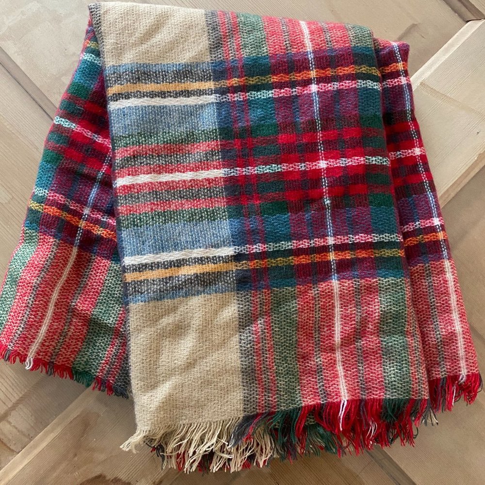 LIKE NEW Blanket Scarf